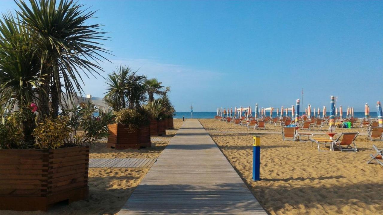 Appartamenti Marina Grande Bibione Eksteriør billede